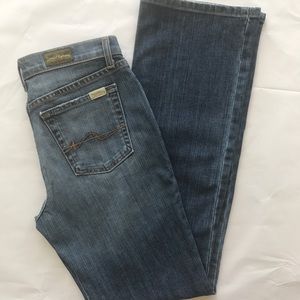 🎉3/$15 David Kahn "Lauren" jeans